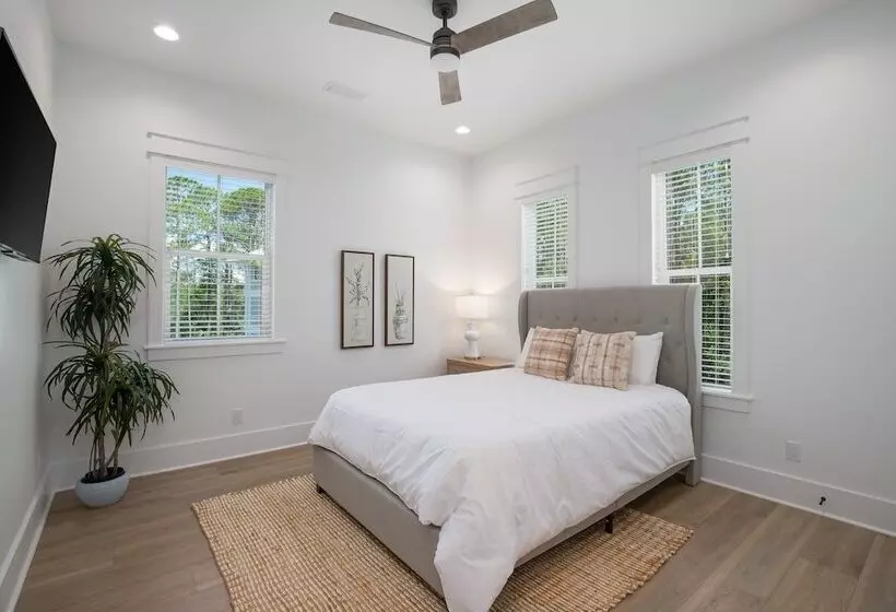 Mockingbird By Avantstay Modern Design Minutes From The Beach