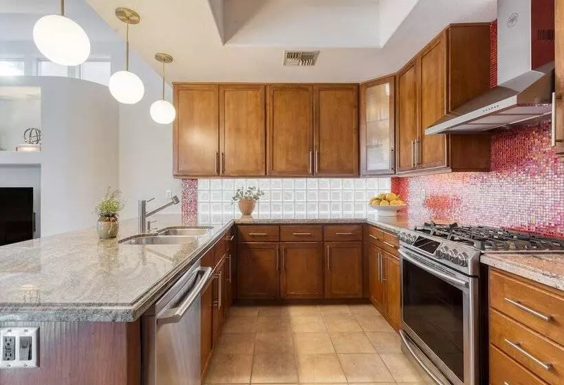 Painted Sand By Avantstayluxe Design In Coachella