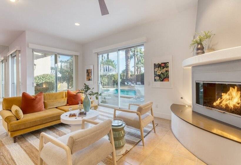 Painted Sand By Avantstayluxe Design In Coachella