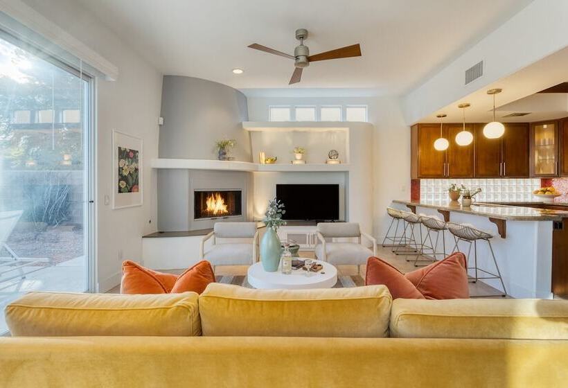 Painted Sand By Avantstayluxe Design In Coachella