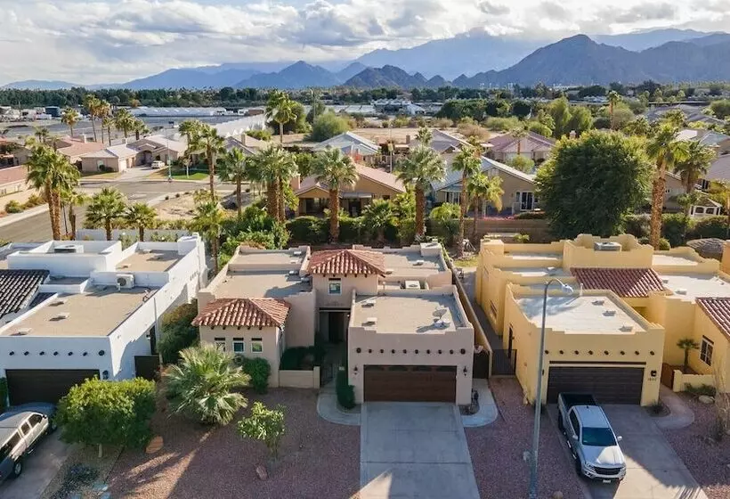 Painted Sand By Avantstayluxe Design In Coachella