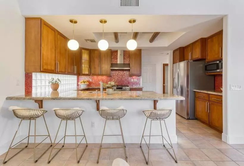 Painted Sand By Avantstayluxe Design In Coachella