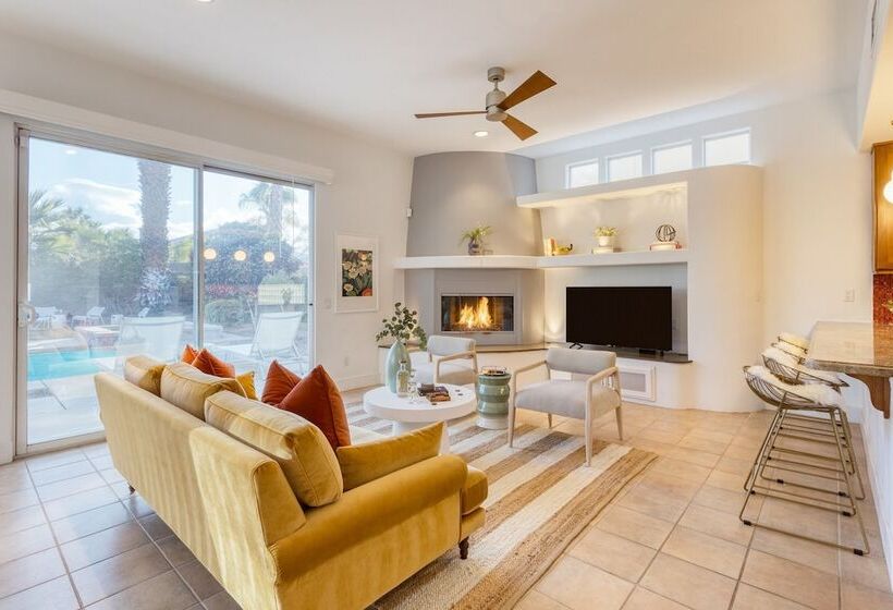 Painted Sand By Avantstayluxe Design In Coachella