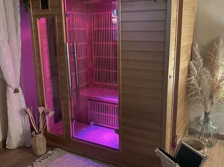 פנסיון Hors Du Temps