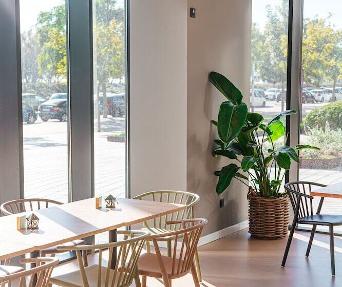 اقامتگاه Atenea Living