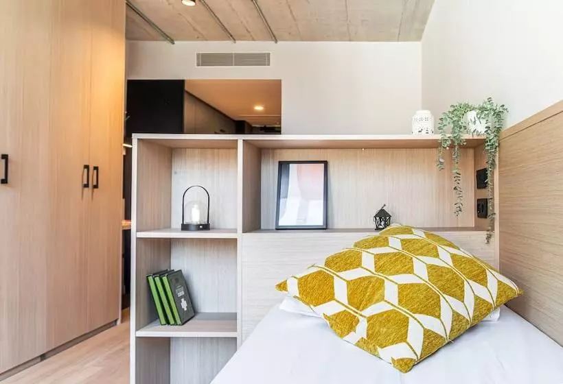 Residenssi Atenea Living