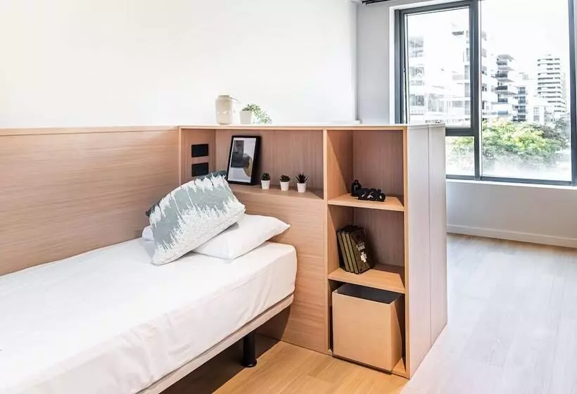 Residenssi Atenea Living