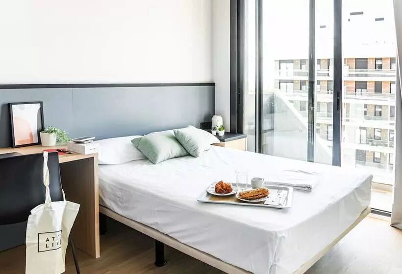 Residenssi Atenea Living