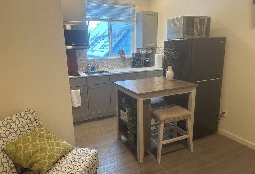 The Asbury House Guest Rentals