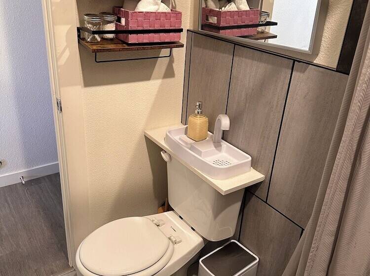 The Asbury House Guest Rentals