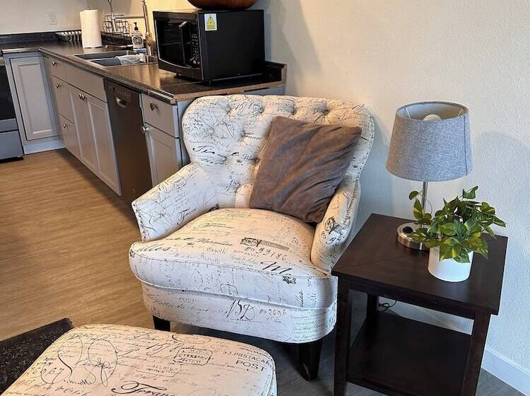 The Asbury House Guest Rentals