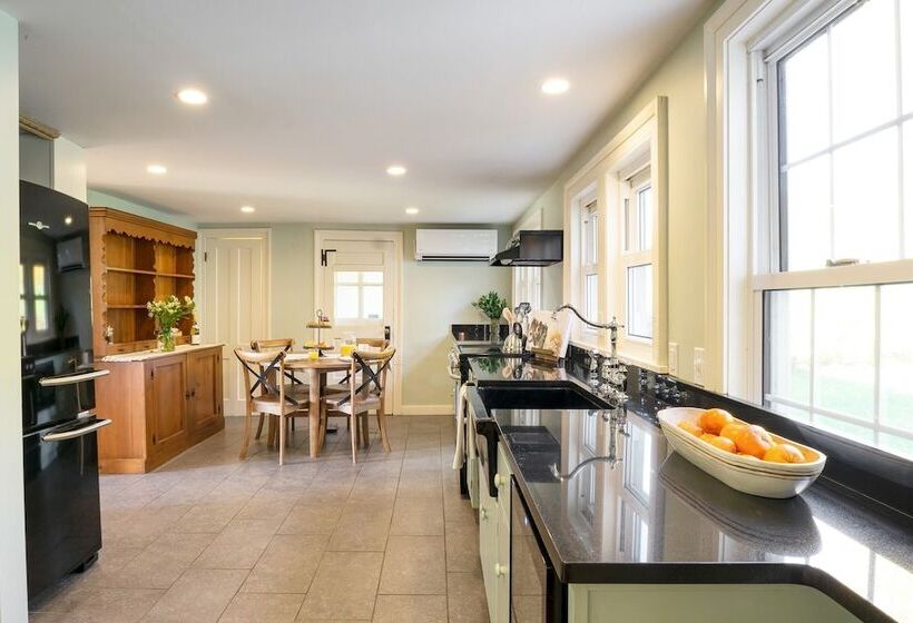 Whitney By Avantstay Private Berkshires Estate