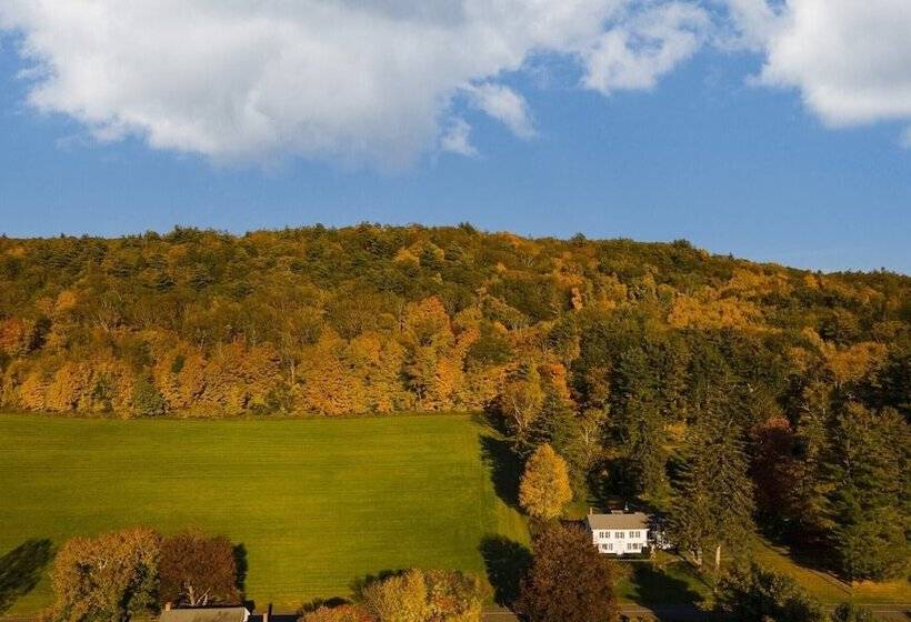 Whitney By Avantstay Private Berkshires Estate