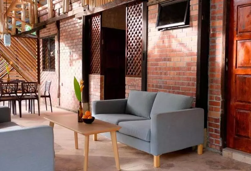 Hotelli Bamboo Cottage Langkawi