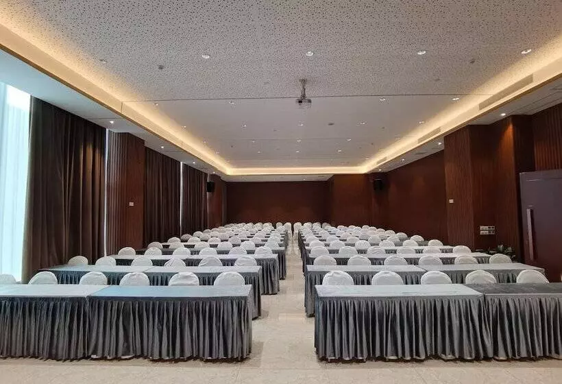 Hotelli Phoenix Hill