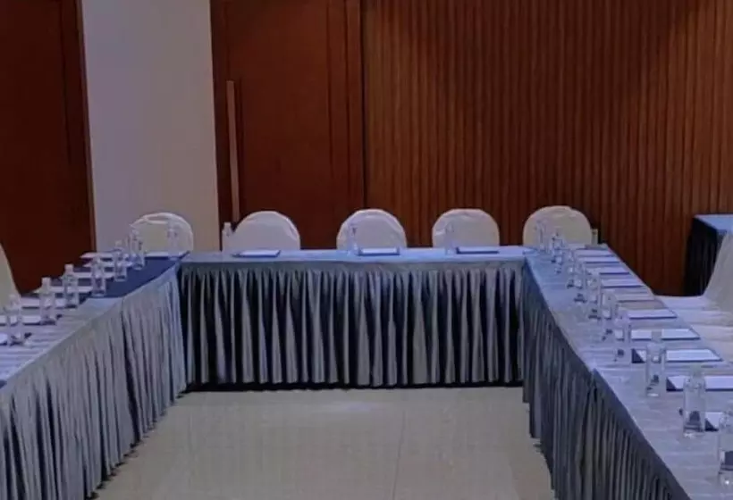 Hotelli Phoenix Hill