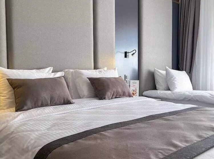 Hotelli Sera Lake Center