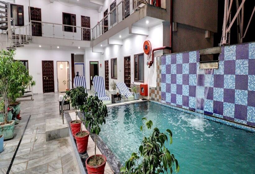 Отель Darbargarh, Udaipur