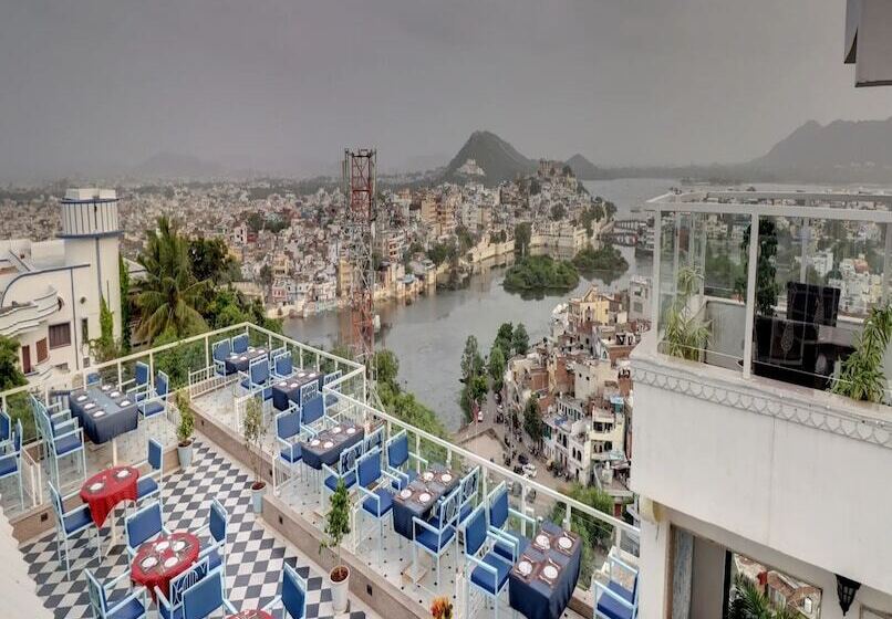Отель Darbargarh, Udaipur