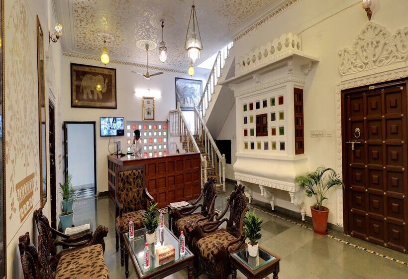 Отель Darbargarh, Udaipur