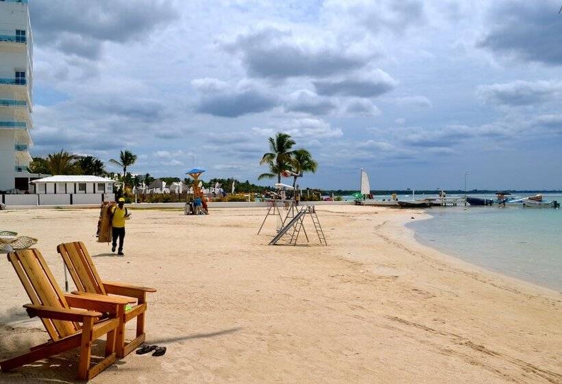 تختخواب و صبحانه Eco Hotel Club Rolling Stone