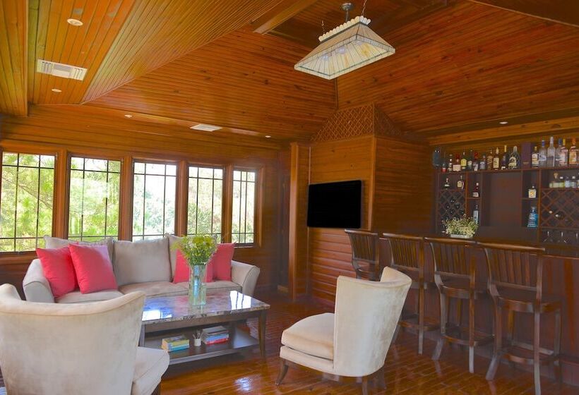 تختخواب و صبحانه Villa Celeste Estate