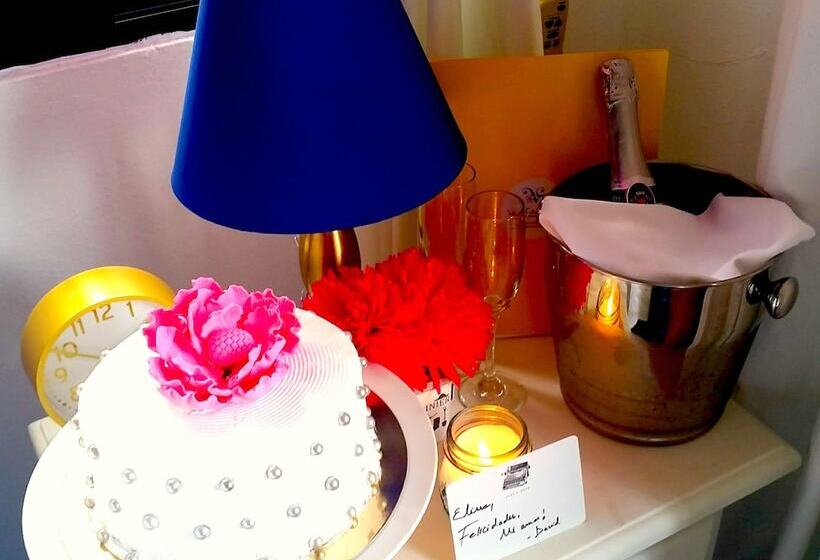 تختخواب و صبحانه Villa Celeste Estate