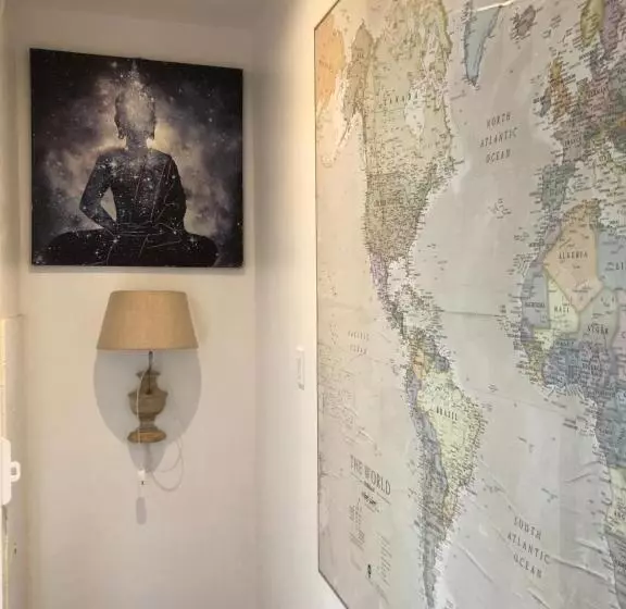 تختخواب و صبحانه Villa Famiri Boutique