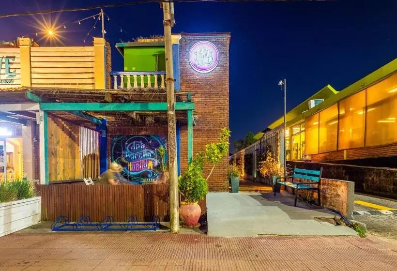 Del Barcito Hostel And Suites