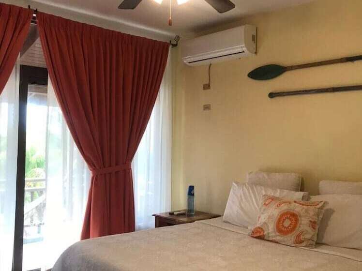 هتل Cesar Mariscos