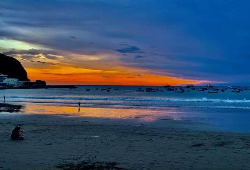 هتل Encanto Del Sur Hostel