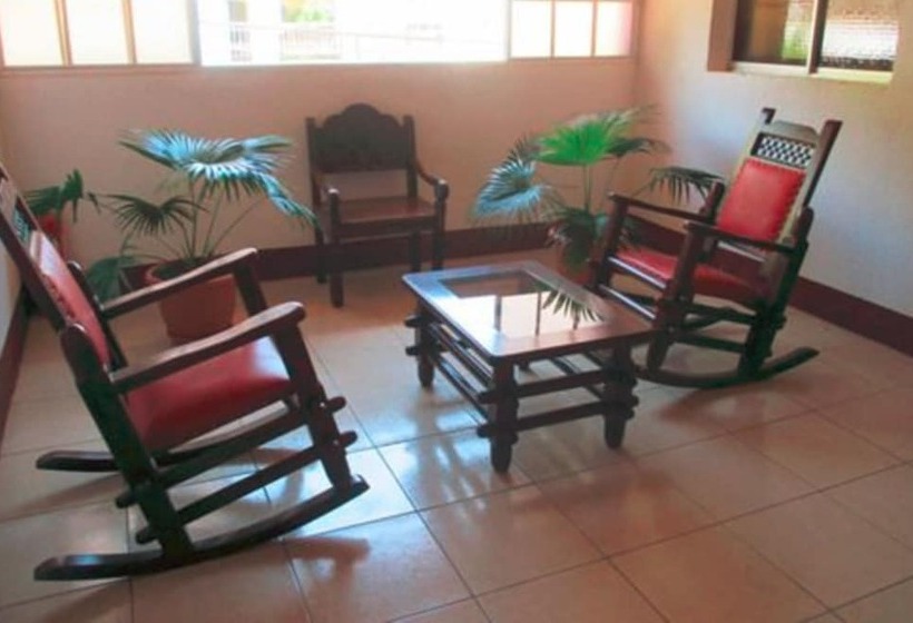 هتل Encanto Del Sur Hostel