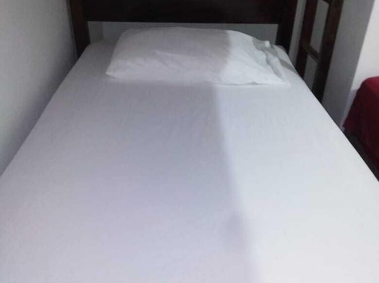 هتل Encanto Del Sur Hostel