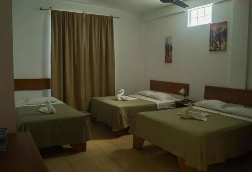 هتل Explore Lodge