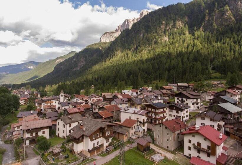 هتل Garnì Ai Serrai