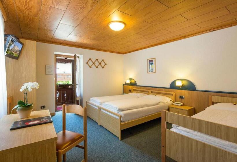 هتل Garnì Ai Serrai