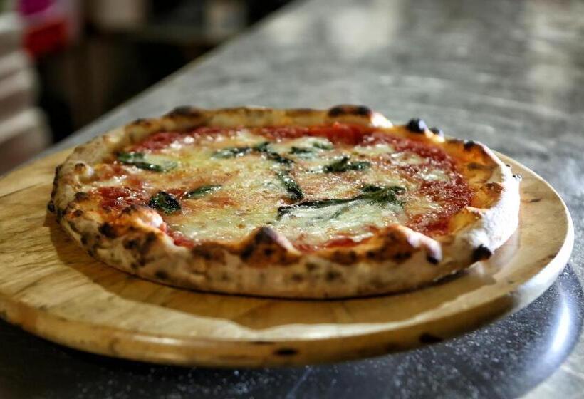 هتل Il Quadrifoglio