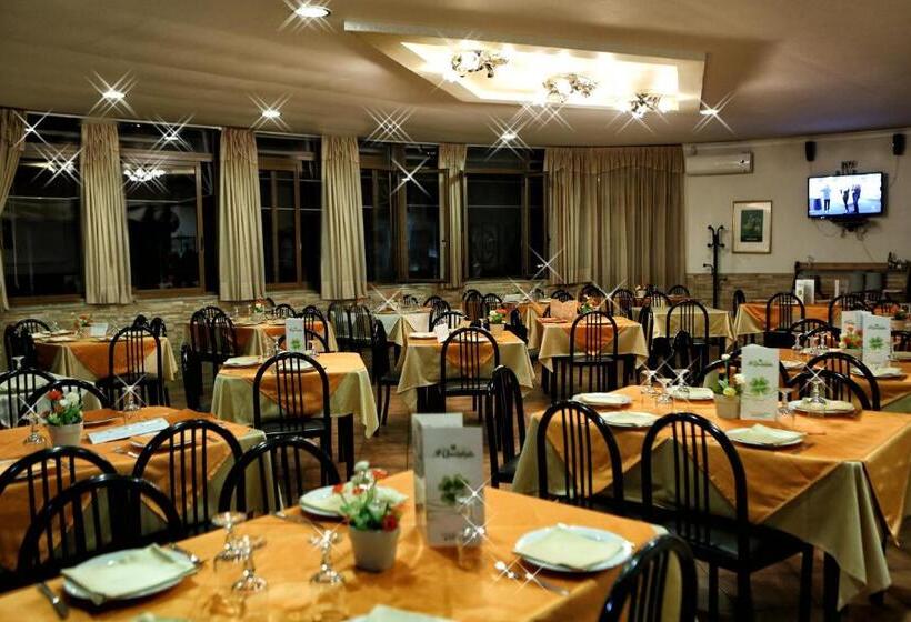 هتل Il Quadrifoglio