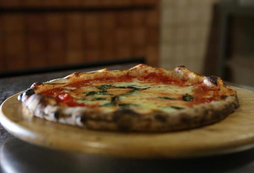 هتل Il Quadrifoglio