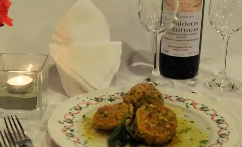 ホテル Italia