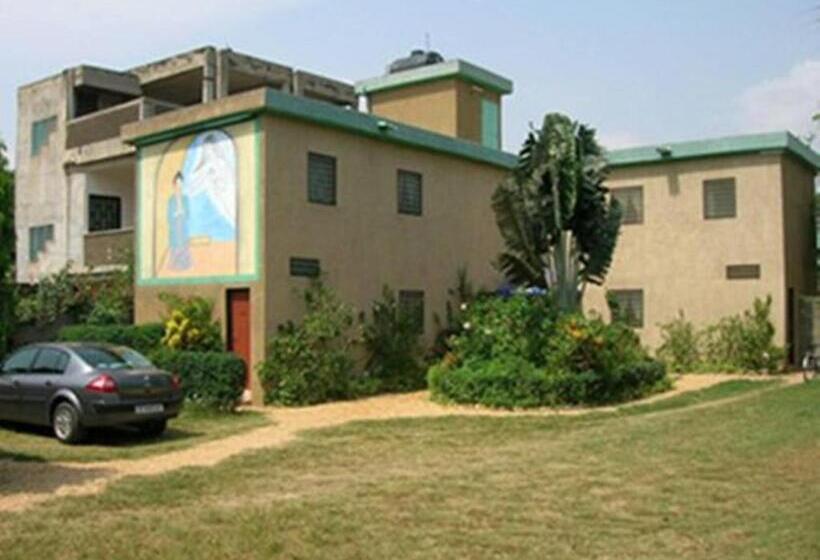 فندق Marie Antoinette Kara