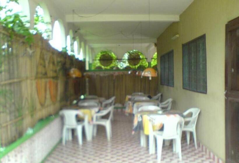 فندق Marie Antoinette Kara