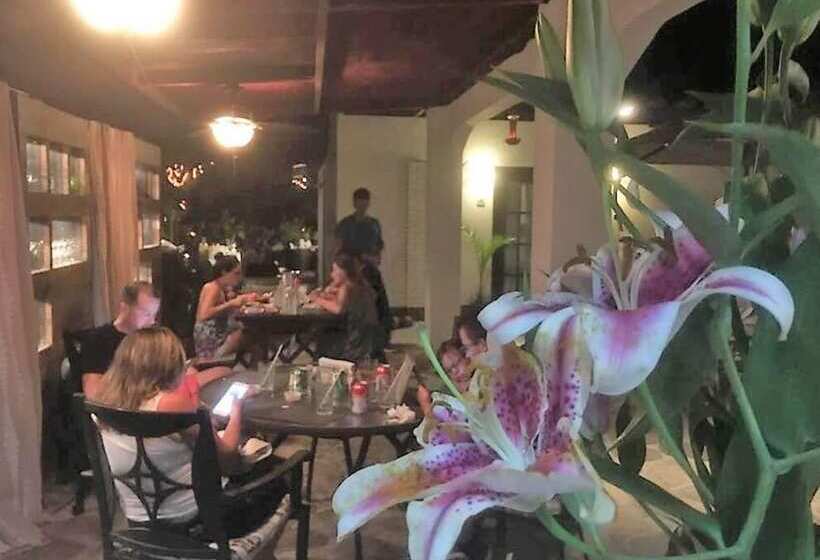 בית מלון כפרי Perla Real Inn