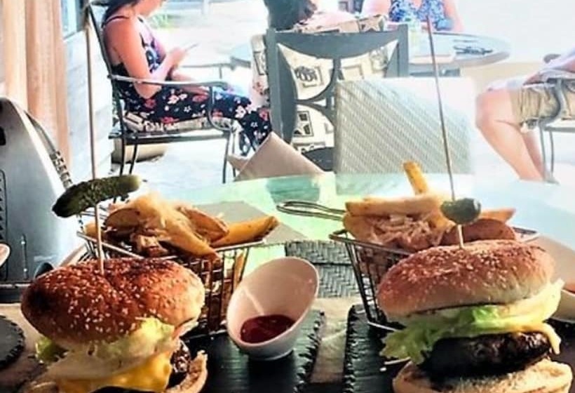 בית מלון כפרי Perla Real Inn