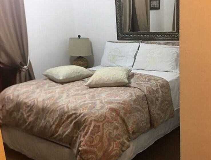 בית מלון כפרי Perla Real Inn