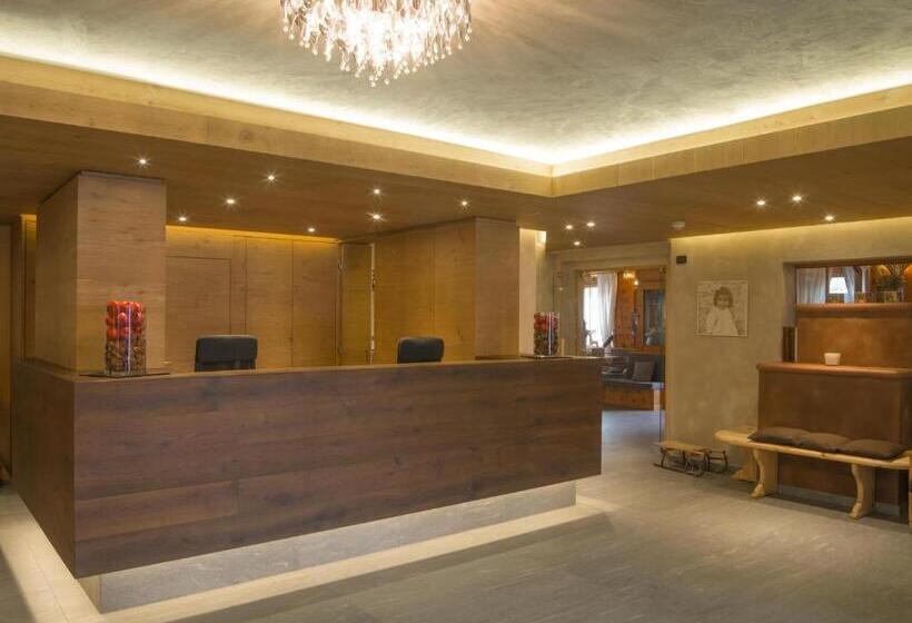 בית מלון כפרי Spol   Adults Only