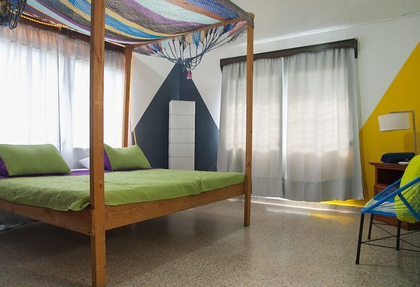 La Hamaca Hostel