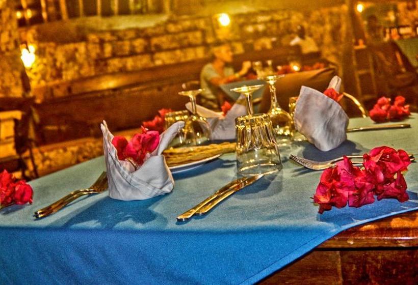 Palumboreef Beach Resort