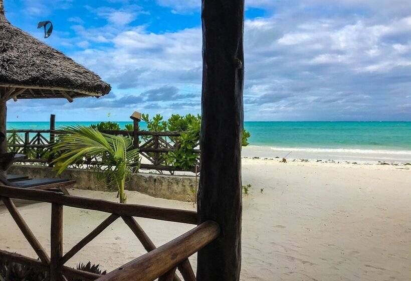 Курорт Jambiani White Sands Bungalows