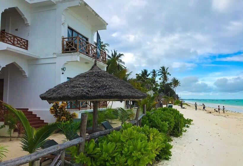 Курорт Jambiani White Sands Bungalows